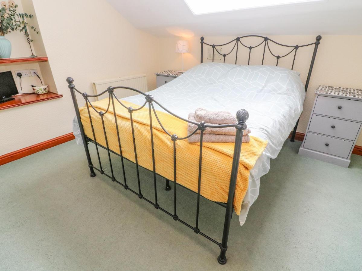 Watershed Cottage Settle Luaran gambar